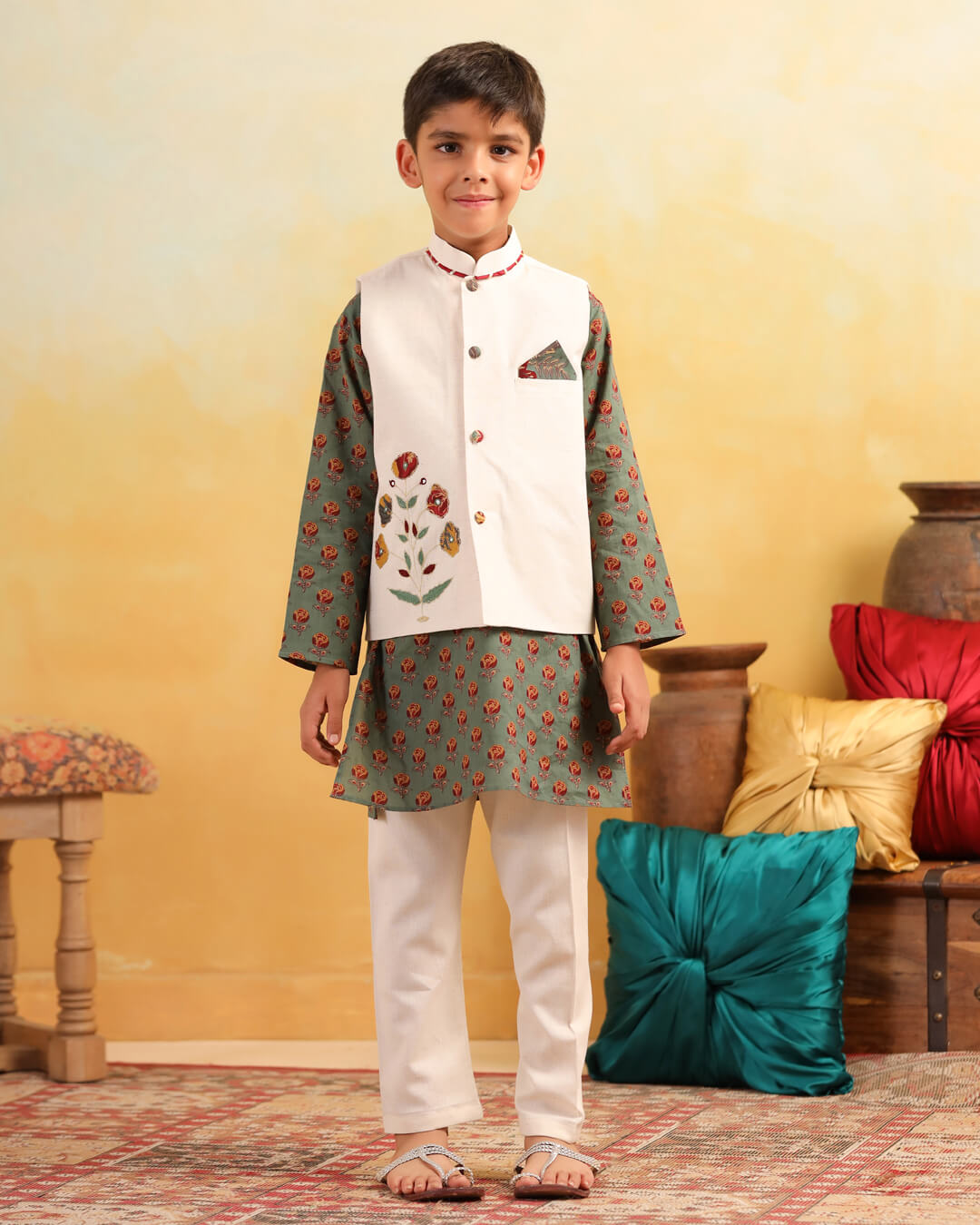 Dhola Maru Embroidered Bundi Set · Sand Beige